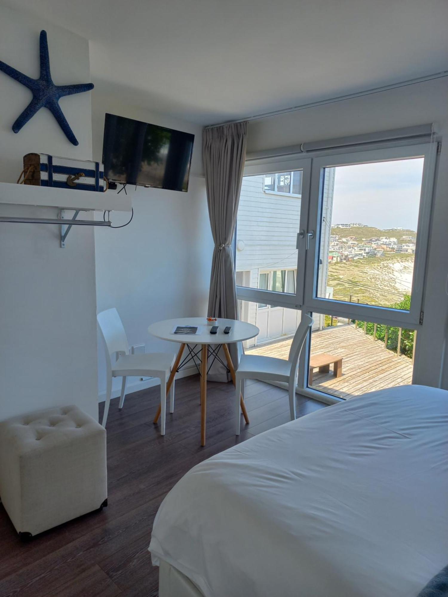 Swept Away Guesthouse - No-Loadshedding Yzerfontein Extérieur photo