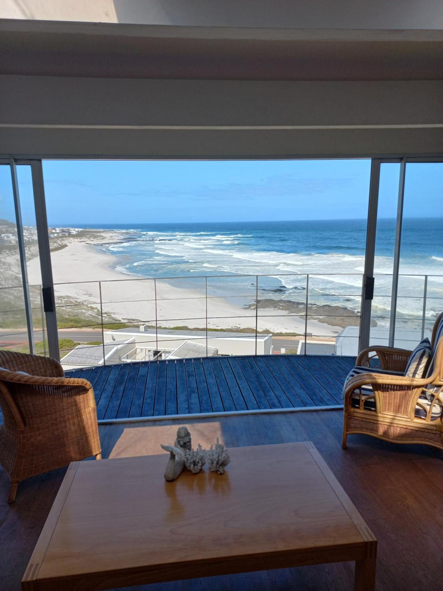 Swept Away Guesthouse - No-Loadshedding Yzerfontein Extérieur photo
