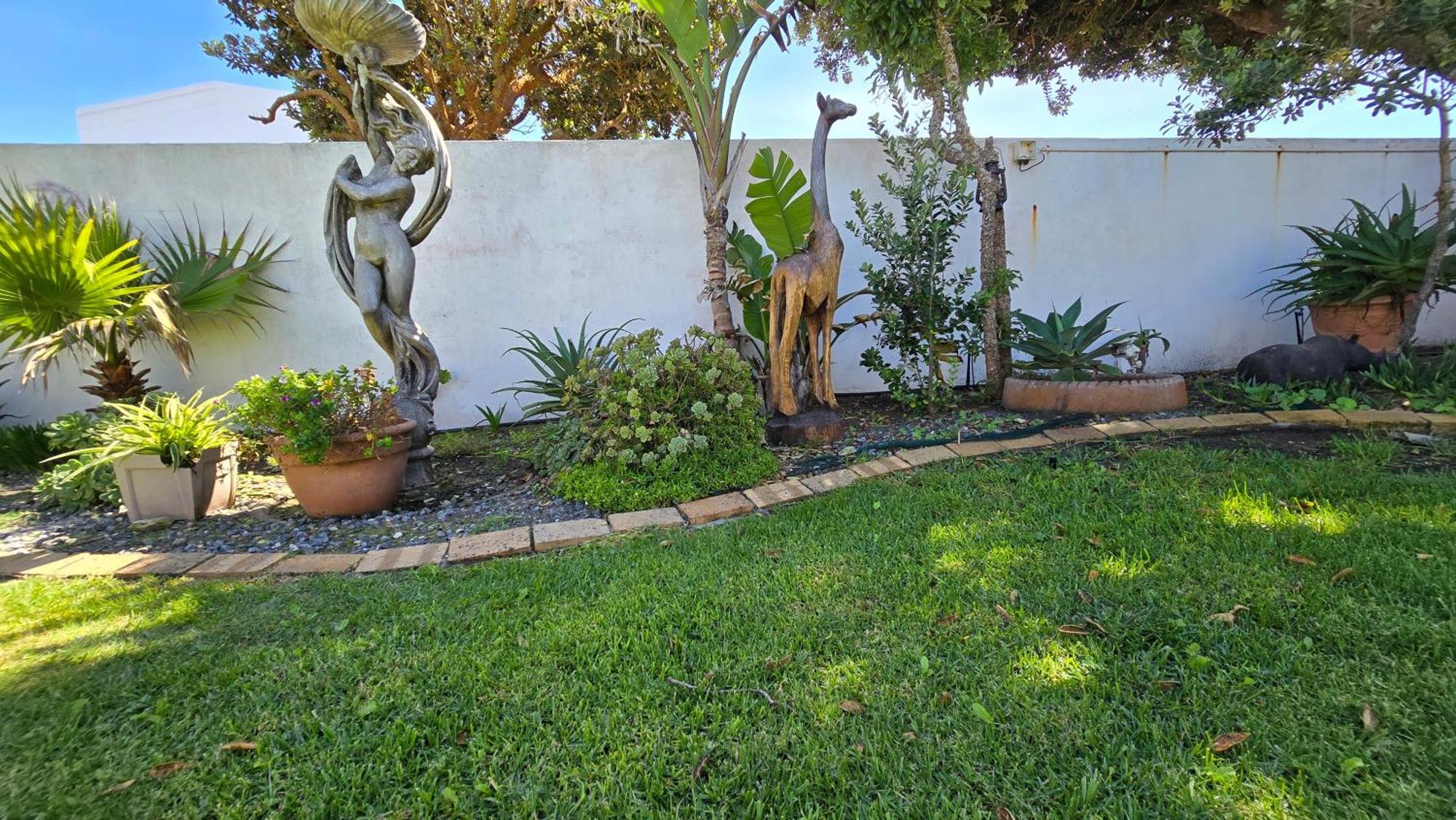 Swept Away Guesthouse - No-Loadshedding Yzerfontein Extérieur photo
