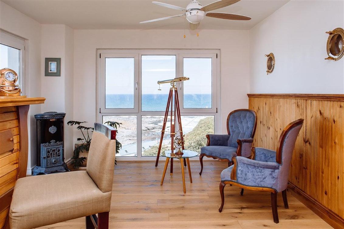 Swept Away Guesthouse - No-Loadshedding Yzerfontein Extérieur photo