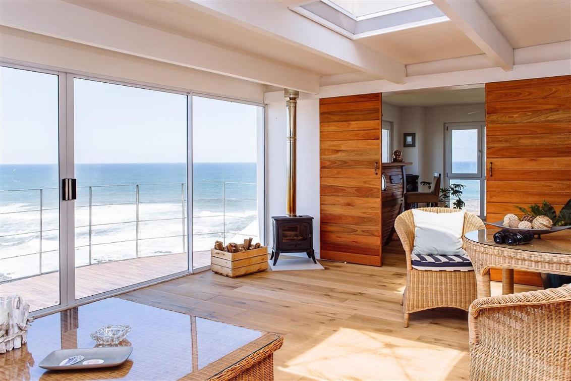 Swept Away Guesthouse - No-Loadshedding Yzerfontein Extérieur photo